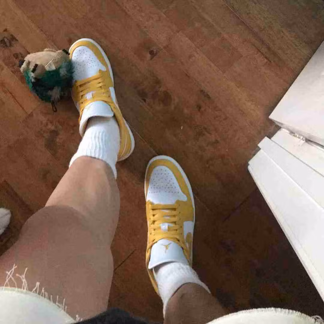 Air Jordan 1 Low 'Pollen' 553558-171 Air Jordan 1 Low 'Pollen' 553558-171